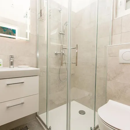 Terezija Apartment *